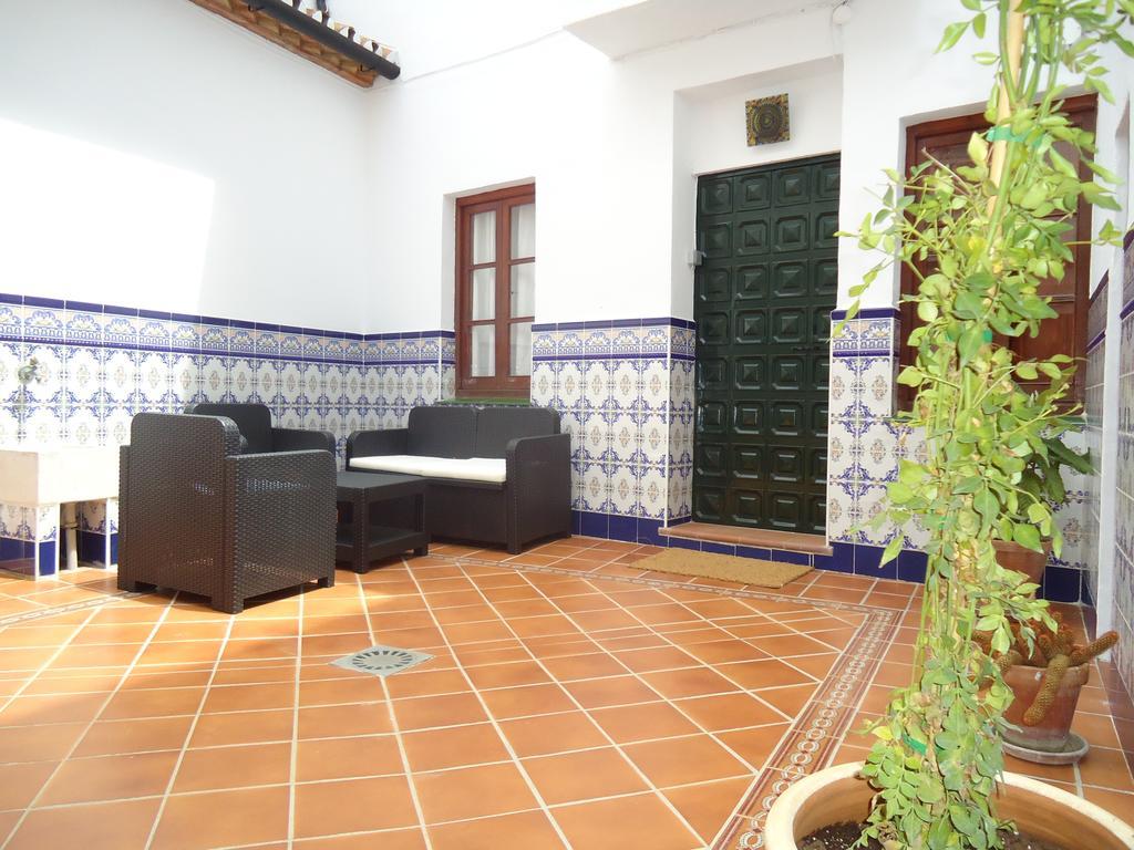 Apartamentos Acevedo Centro Ronda Eksteriør billede