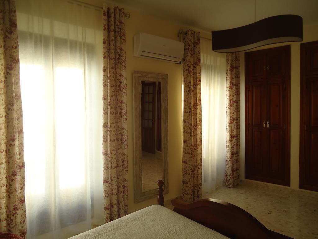 Apartamentos Acevedo Centro Ronda Eksteriør billede