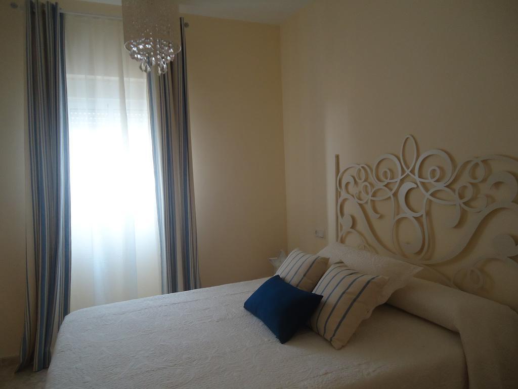 Apartamentos Acevedo Centro Ronda Eksteriør billede