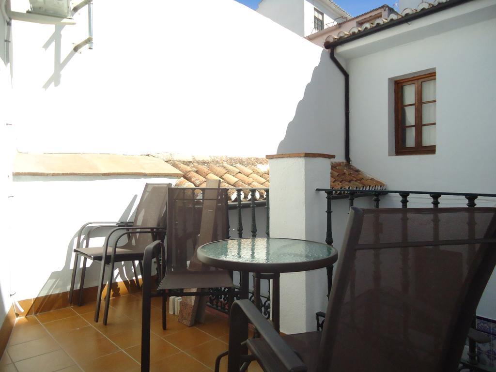 Apartamentos Acevedo Centro Ronda Eksteriør billede