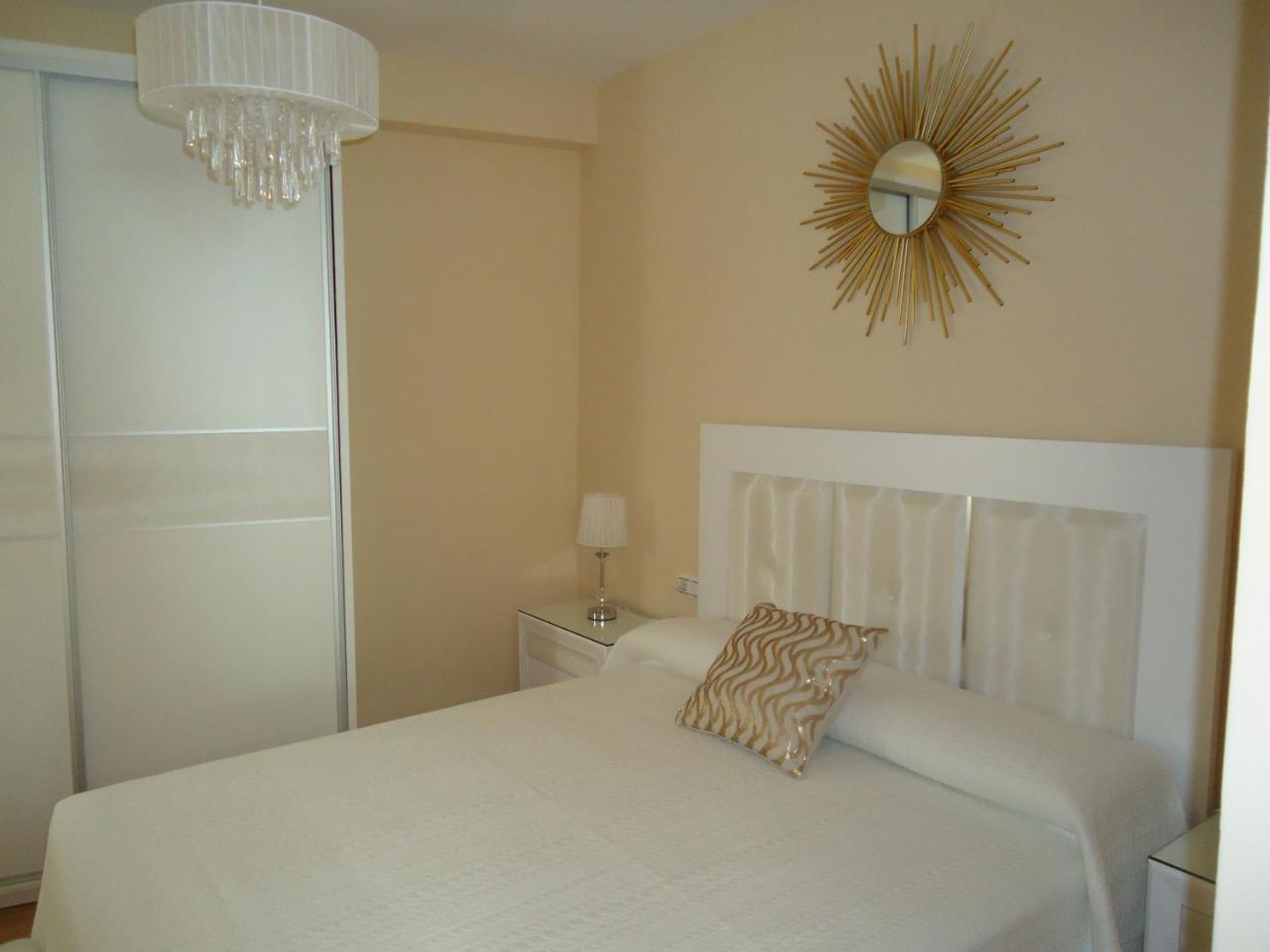 Apartamentos Acevedo Centro Ronda Eksteriør billede